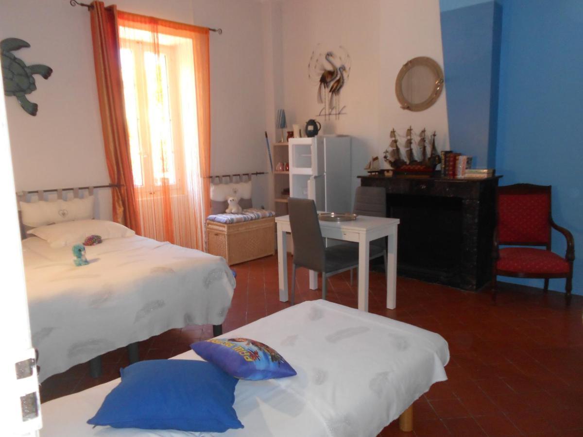 Bed and Breakfast L'Abri Du Vent Fitou Екстер'єр фото